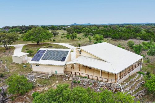 3263 Palomino Spgs, Bandera, TX, 78003-3614 | Card Image