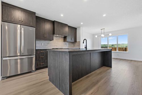 894 Wolf Willow Boulevard Se, Calgary, AB, T2X5R7 | Card Image