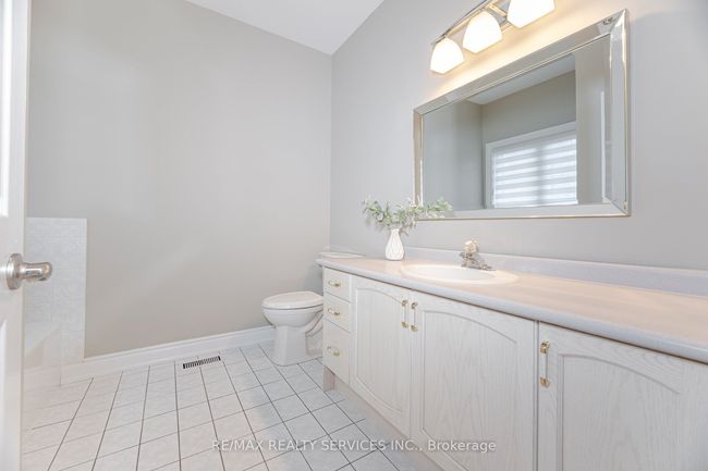3 Tuscany Lane, Condo with 2 bedrooms, 2 bathrooms and 2 parking in Brampton ON | Image 33