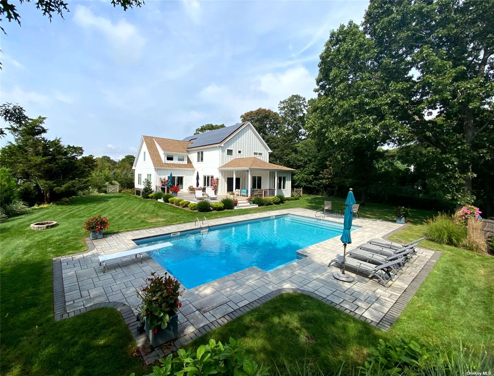 17 Willowood Court, Inactive in Westhampton Zoocasa