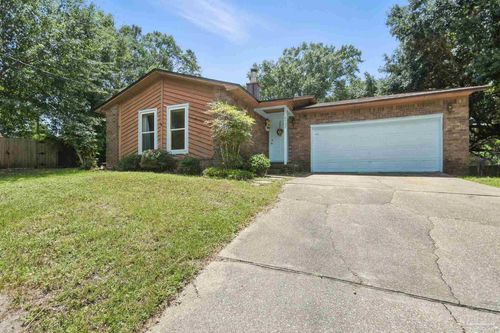 4532 Tradewinds Pl, Pensacola, FL, 32514-6772 | Card Image