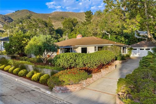 1739 Conejo Ave, San Luis Obispo, CA, 93401-3010 | Card Image