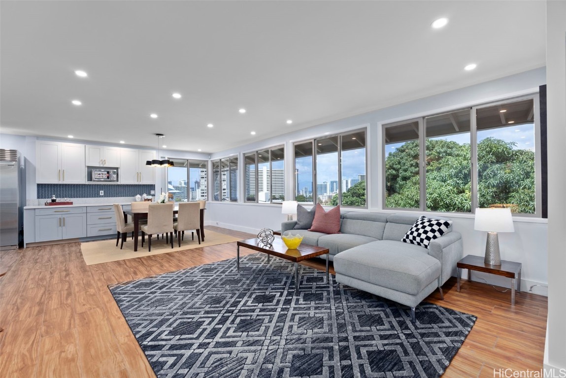Lilo Pl, Honolulu, HI 96822