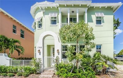 1749 Ne 9th St, House other with 3 bedrooms, 3 bathrooms and null parking in Fort Lauderdale FL | Image 1