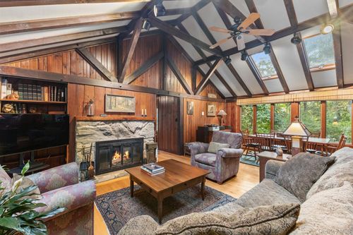 31 Barrett Circle Ct, Carmel, NY, 10512-4439 | Card Image