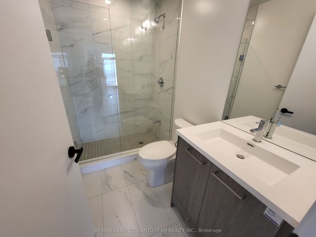 1612 - 28 Interchange Way, Condo with 2 bedrooms, 2 bathrooms and null parking in Concord ON | Image 10