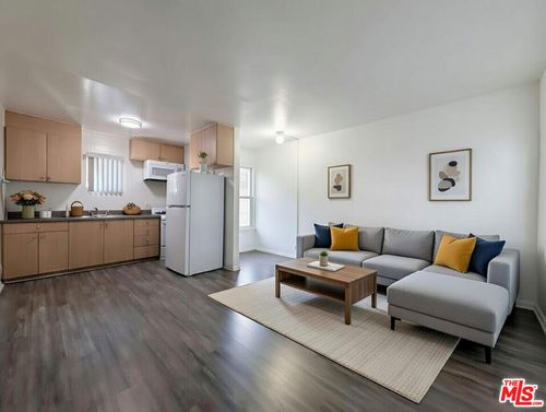 10-1211 W 28th Street, Los Angeles, CA, 90007 | Card Image