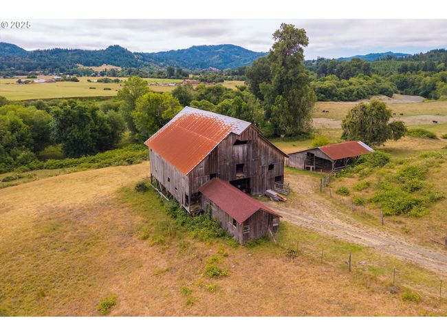 Barn | Image 31