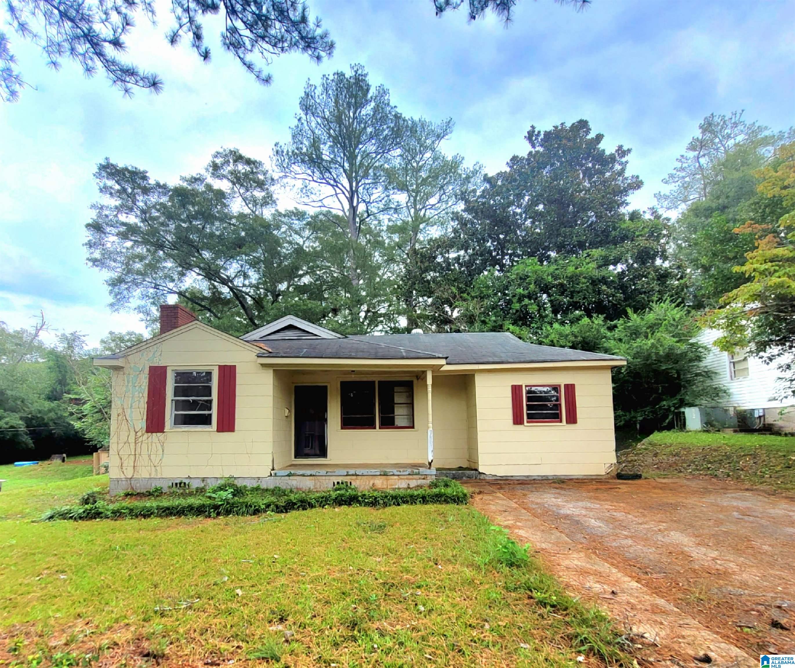 Glenwood Rd, Talladega, AL 35160