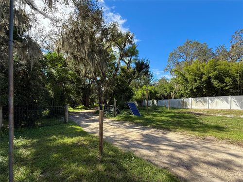 696 N Sunset Dr, MOUNT DORA, FL, 32757-4566 | Card Image
