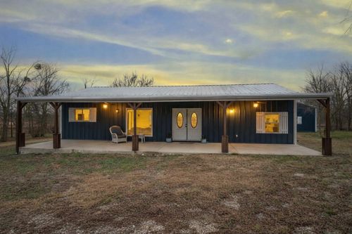 942 Se County Road 2240, Corsicana, TX, 75109-9738 | Card Image