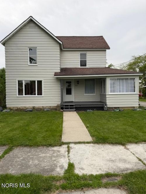 509 S Sycamore Ave, Sycamore, OH, 44882-9783 | Card Image