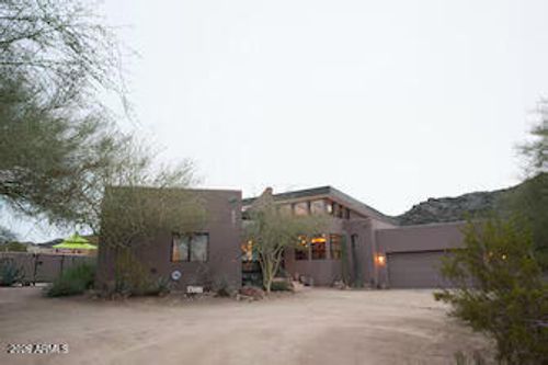2201 E Euclid Ave, Phoenix, AZ, 85042-8123 | Card Image
