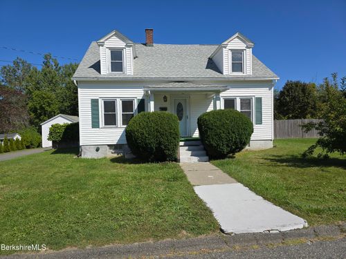 9 Dubis St, Adams, MA, 01220-9723 | Card Image