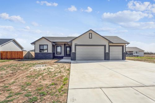 4673 S Doris Ct, Wichita, KS, 67215-3401 | Card Image