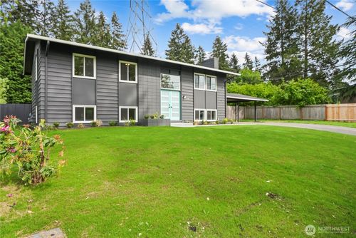 5512 123rd Ave Se, Bellevue, WA, 98006-2846 | Card Image