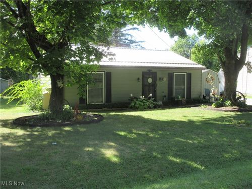 8999 Avon Dr, Espyville, PA, 16424-2701 | Card Image