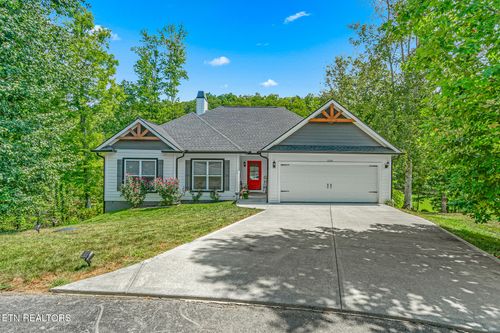 1319 Anglers Cove Way, Sevierville, TN, 37876-2905 | Card Image