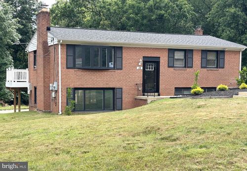 12 Arthur Dr W, Fort Washington, MD, 20744-5563 | Card Image