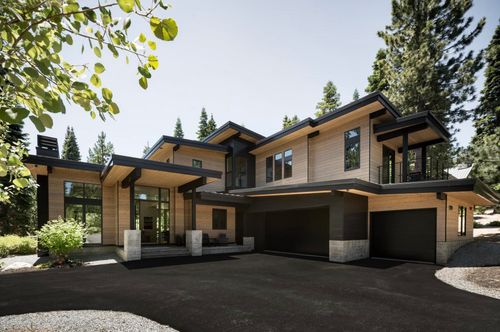 9290 Brae Rd, Truckee, CA, 96161-5222 | Card Image
