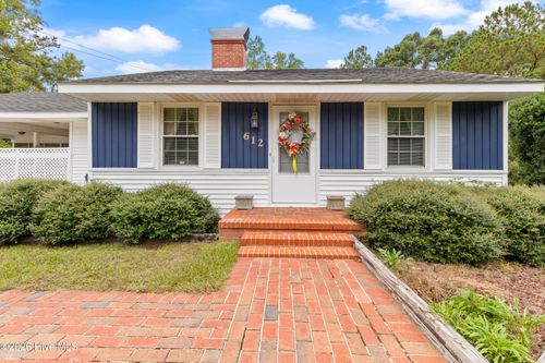 612 David St, Elizabethtown, NC, 28337-8815 | Card Image