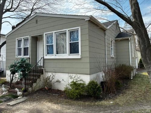 99 Central Avenue, Brookhaven, NY, 11776 | Card Image