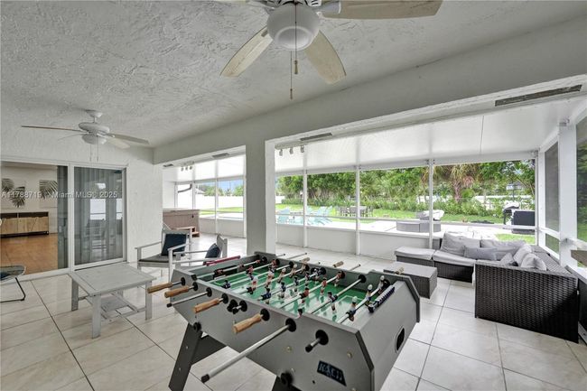 0 - 183 Sunflower Cir, House other with 4 bedrooms, 2 bathrooms and null parking in Royal Palm Beach FL | Image 42
