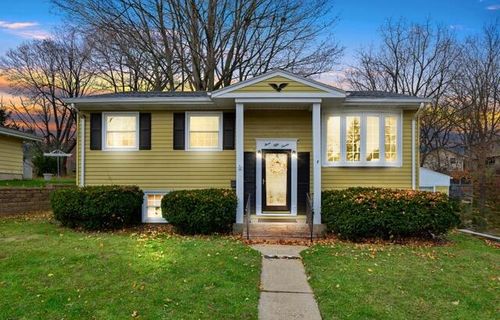 357 N Kendrick Avenue, Burlington, WI, 53105 | Card Image