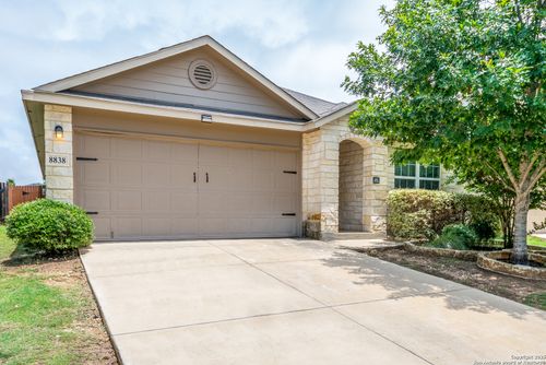8838 Palmetto Fls, San Antonio, TX, 78254-4504 | Card Image