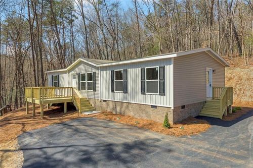 136 Poplar Dr, Dawsonville, GA, 30534-1546 | Card Image