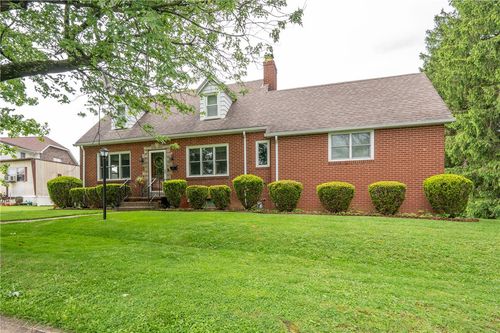 806 Lehmer St, Latrobe, PA, 15650-2051 | Card Image