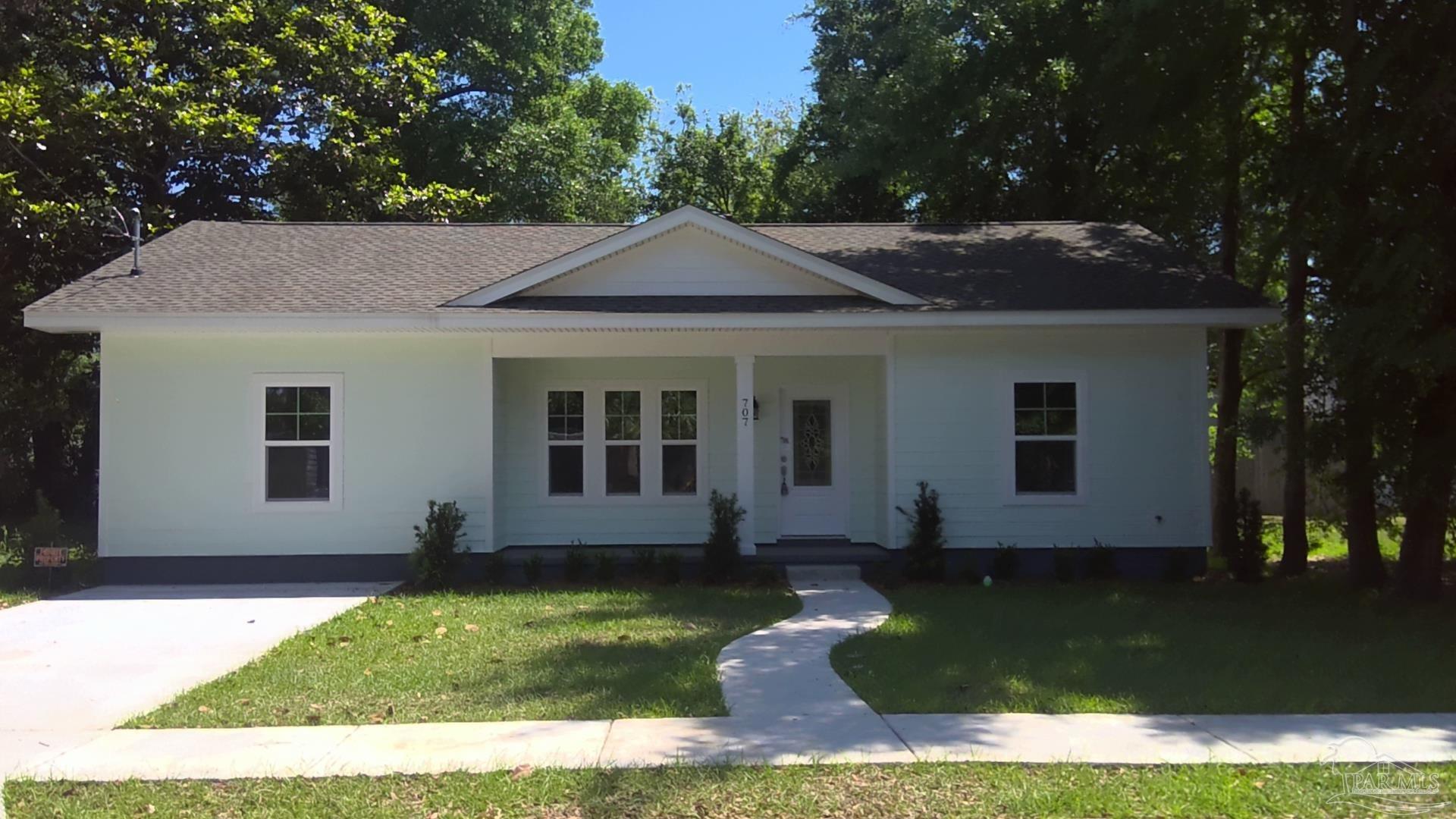 Scott St, Pensacola, FL 32503