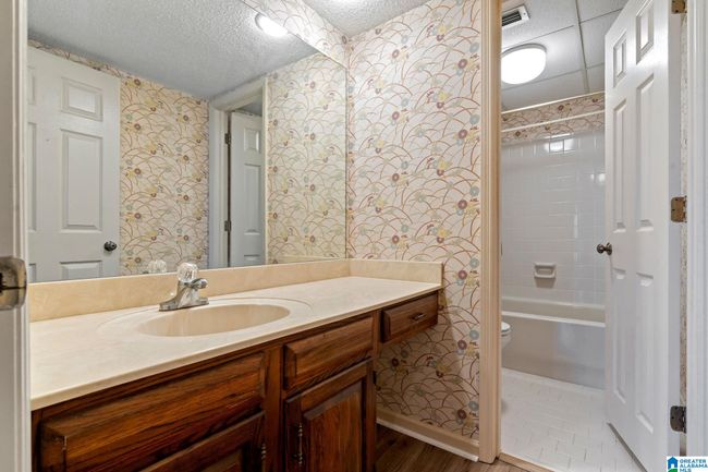 APT-504 - 1300 Beacon Pkwy E, Condo with 3 bedrooms, 3 bathrooms and null parking in BIRMINGHAM AL | Image 23