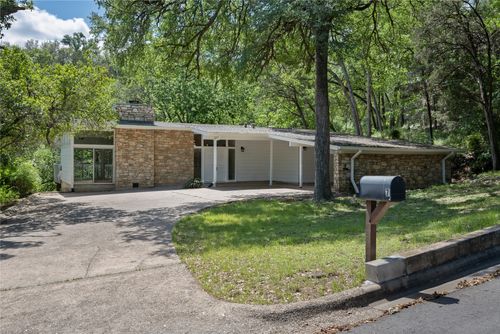 7 Hull Circle Dr, West Lake Hills, TX, 78746-3709 | Card Image