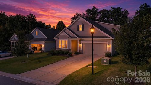485 York Rd, Troutman, NC, 28166-9651 | Card Image