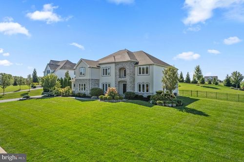 4350 Saratoga Dr, Bethlehem, PA, 18020-8859 | Card Image