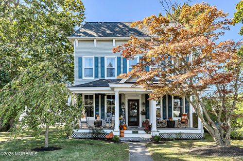 11 Golf St, West Long Branch, NJ, 07764-1517 | Card Image