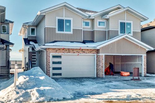 19 Lavelle Close, Red Deer, AB, T4R0V7 | Card Image