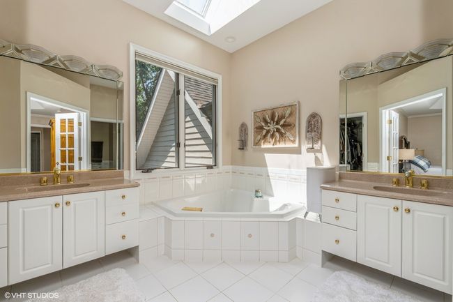 7310 Hillside Dr, House other with 4 bedrooms, 4 bathrooms and 3 parking in Spring Grove IL | Image 9