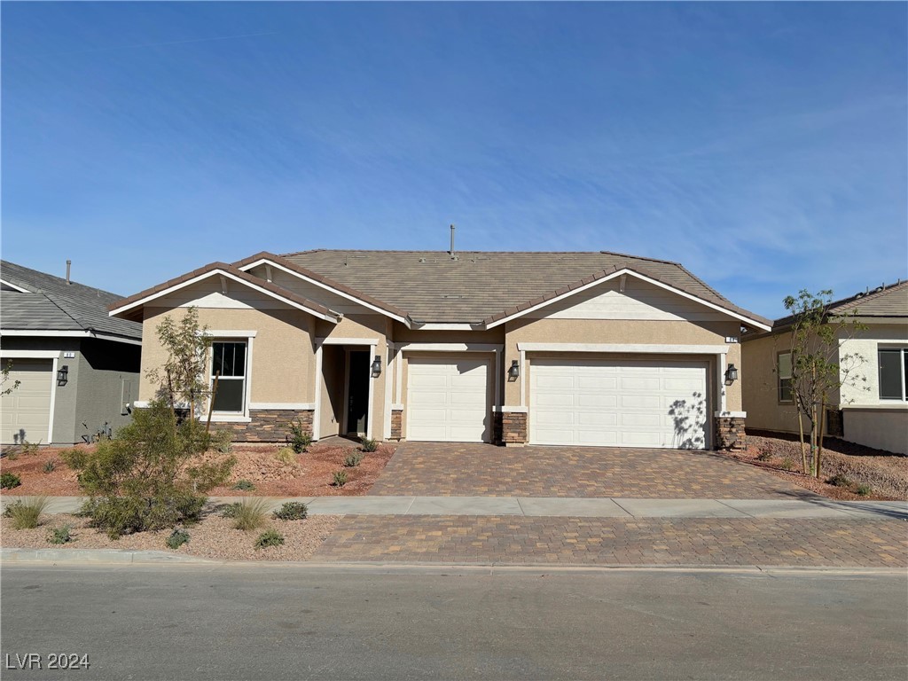 Ella Ashman Ave, Henderson, NV 89011