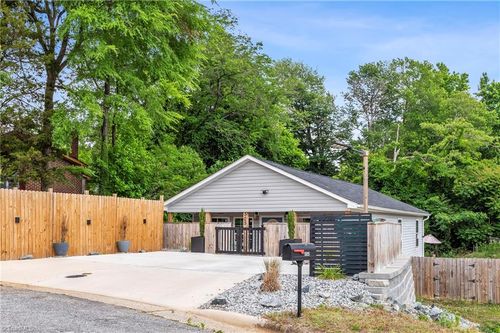 505 Kent Ct, High Point, NC, 27260-5570 | Card Image