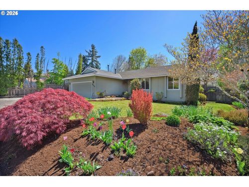 12684 Se Majestic Ln, Happy Valley, OR, 97086-9313 | Card Image