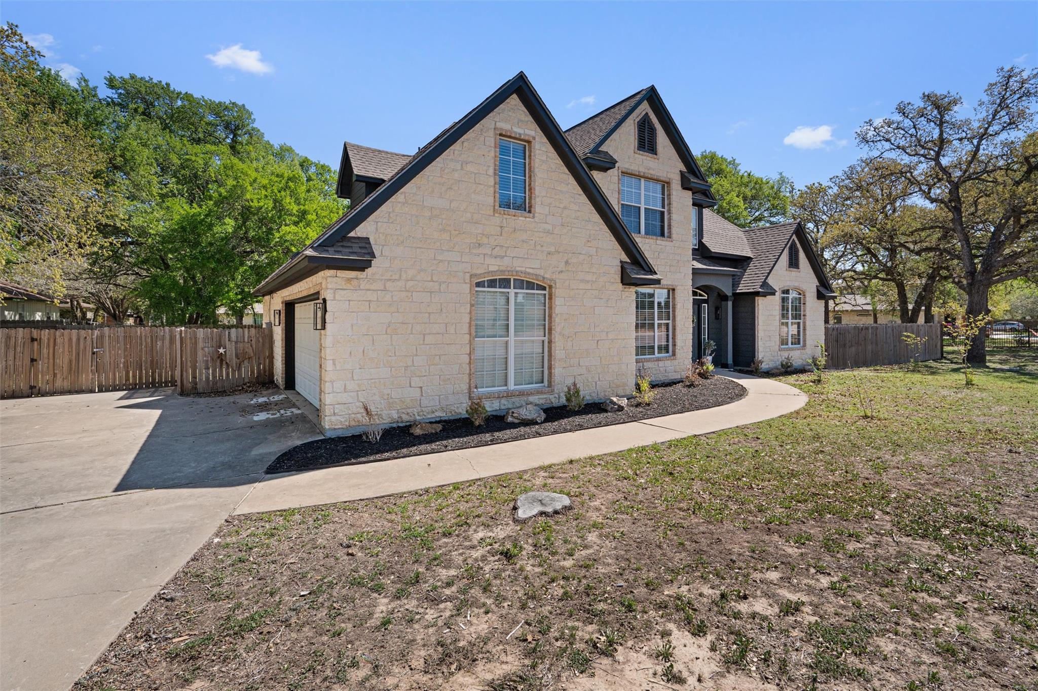 Residential Lease in La Grange 4