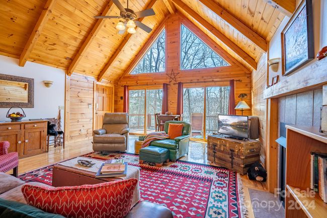 3184 Loafers Rest Rd, House other with 3 bedrooms, 2 bathrooms and null parking in Austinville VA | Image 9