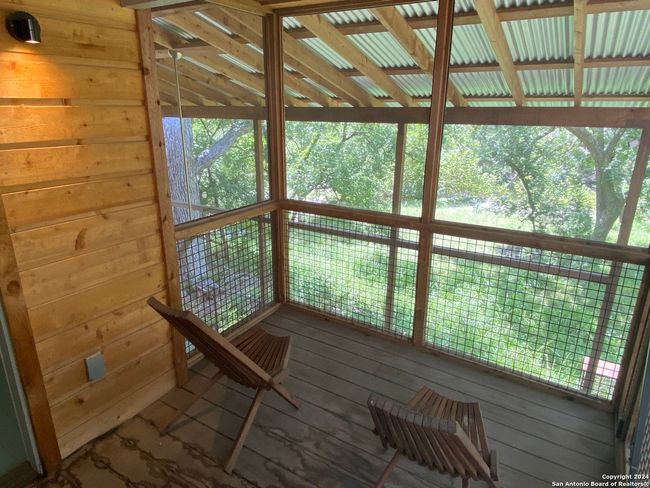 412 Lebouf Rd, House other with 3 bedrooms, 3 bathrooms and null parking in Utopia TX | Image 11