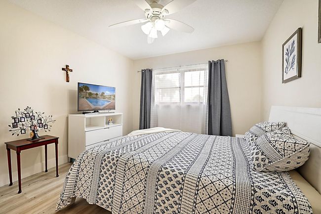 APT-343 - 1951 Ne 39 Th St, Condo with 2 bedrooms, 2 bathrooms and null parking in Lighthouse Point FL | Image 19