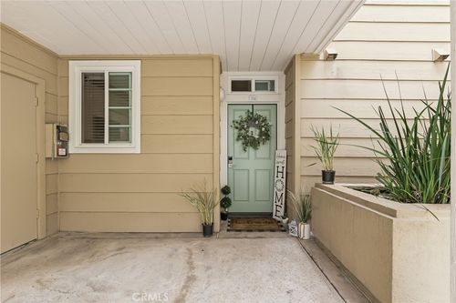 3-114-20191 Cape Coral Ln, Huntington Beach, CA, 92646 | Card Image