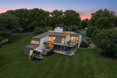 80 Sutton Pl, Palmer Twp, PA, 18045-5757 | Card Image