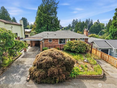 16613 19th Ave Sw, Burien, WA, 98166-2721 | Card Image