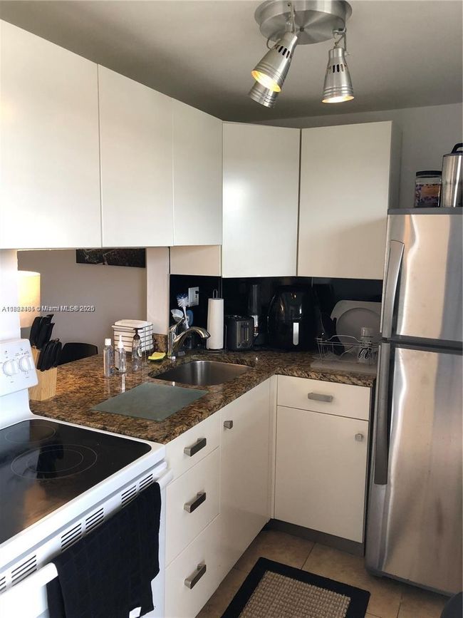 APT-26 - 8601 Sw 68 Th Ct, Condo with 1 bedrooms, 1 bathrooms and null parking in Pinecrest FL | Image 4